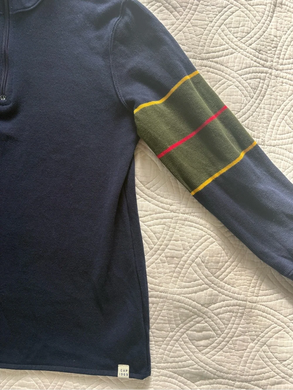 GAP 90s stripe Navy Quarter-Zip Pullover with Stripes XL